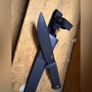 FALLKNIVEN A1

Fallkniven A1 VG10 Fixed Blade Outdoor Tool w/ Sheath-New!!